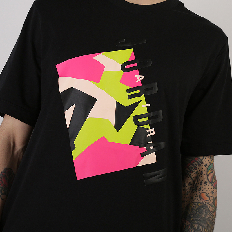 Мужская футболка Jordan Pattern T-Shirt (AQ3838-010)  - цена, описание, фото 2